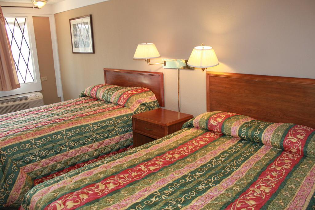 Knights Inn Indianapolis Kamer foto